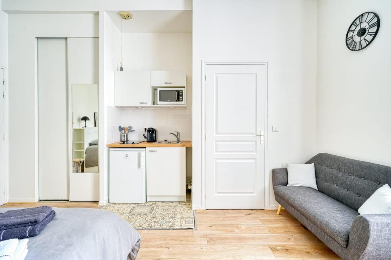La Reine Blanche Appartement Dammarie-lè-Lys Buitenkant foto
